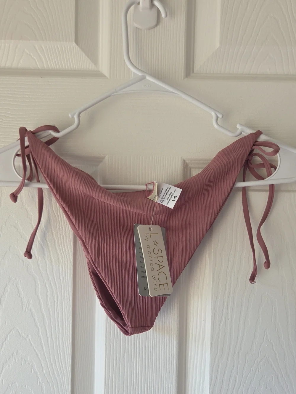 LSpace Bikini Bottom Sz L Pink Mauve Lily Side Tie NWT $88 L*Space Beach Resort